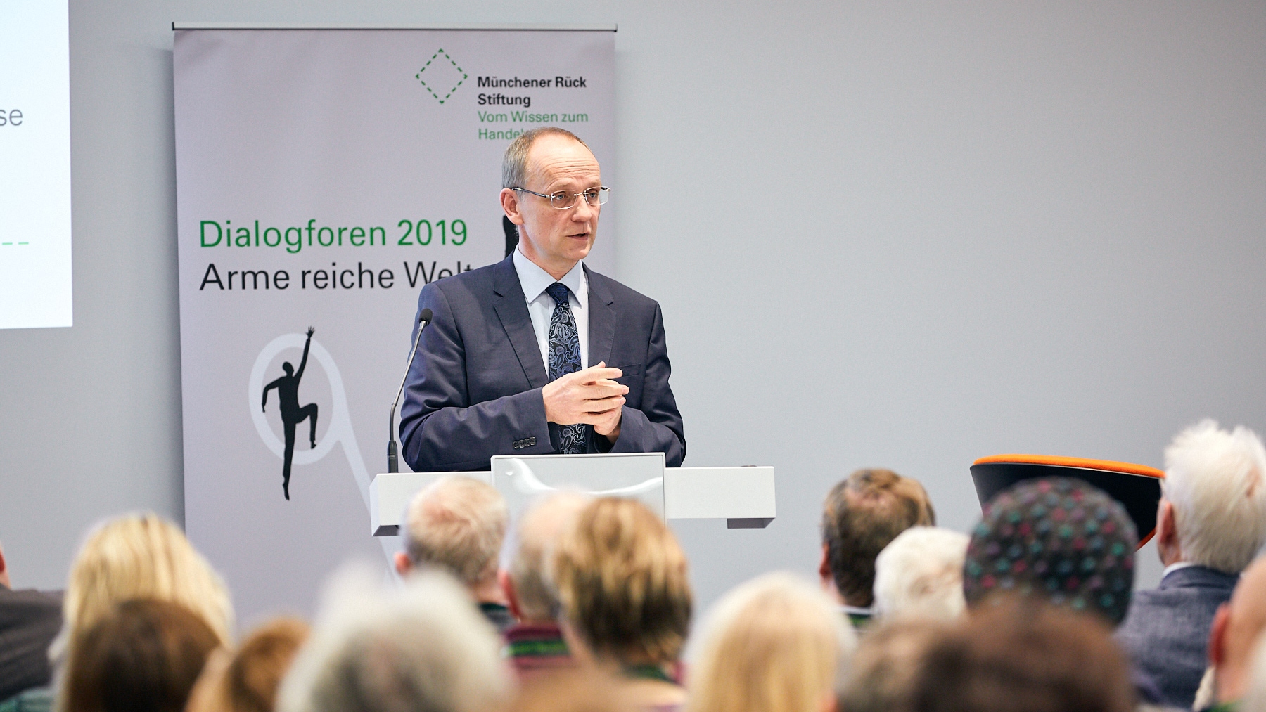 Jörg Baten, University of Tübingen, emphasizes the value of numeric education for poverty reduction. Jörg Baten, University of Tübingen, emphasizes the value of numeric education for poverty reduction.