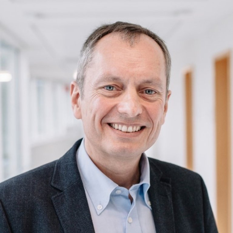 Prof. Dr. Georg Zollner