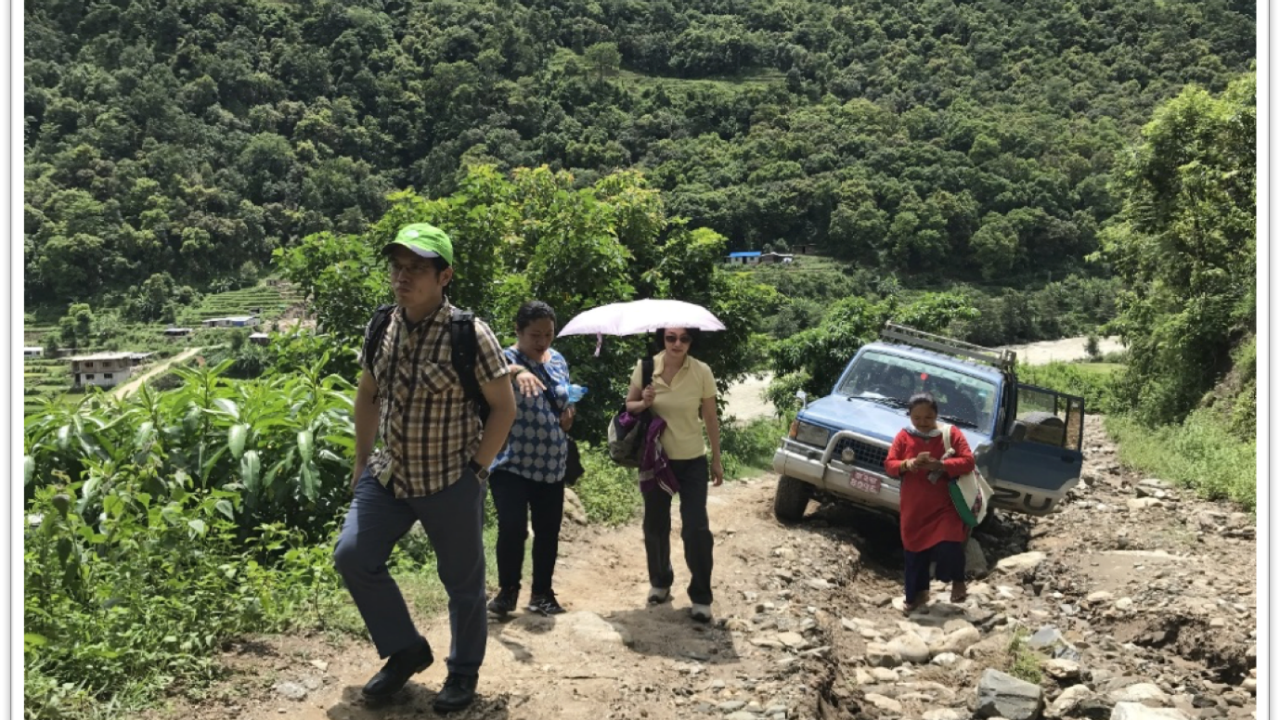 The Melamchi valley is only accessible on foot, or in places with off-road vehicles. This makes it more difficult to provide healthcare for the people living there.