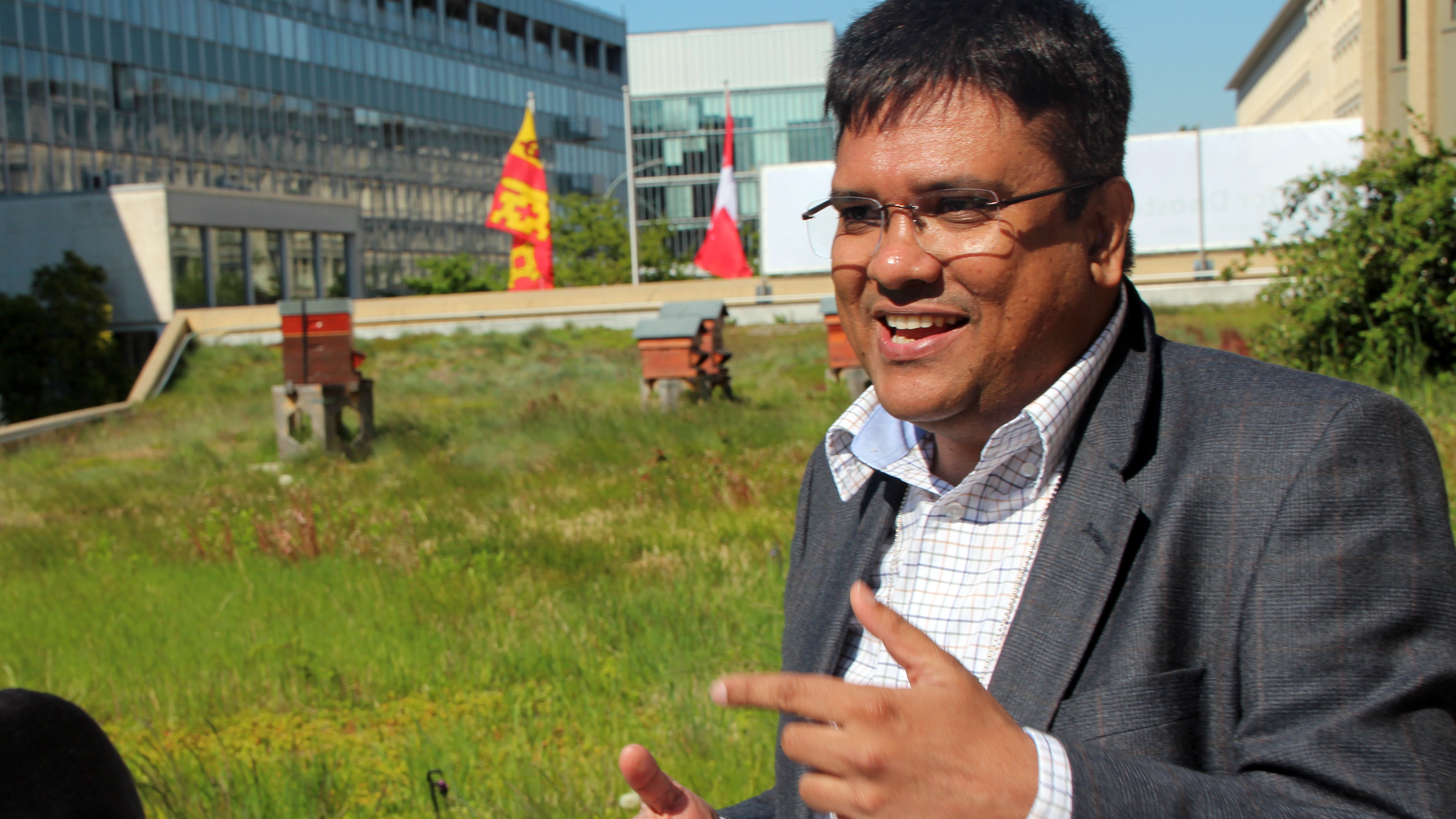 Nandan Mukherjee about the Floating Homes concept. Nandan Mukherjee about the Floating Homes concept.