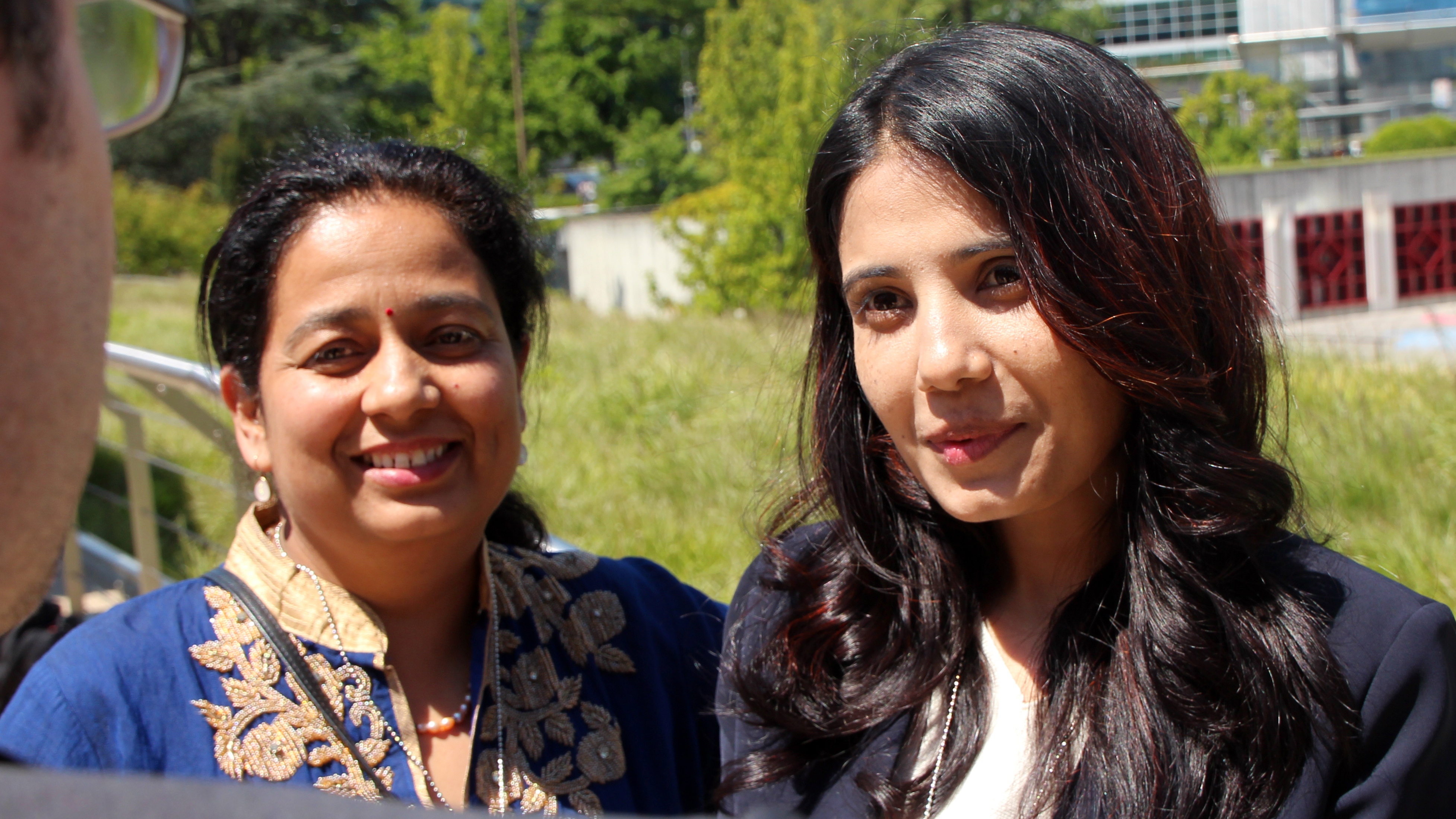 Apsara Pandey (left) is Project Leader and Vice President of NAN. Sushila Pandel (right) works as an EpiNurse Coordinator and project team member. In the interview with Christian Barthelt (Munich Re Foundation) they talk about obstacles, successes and future plans.