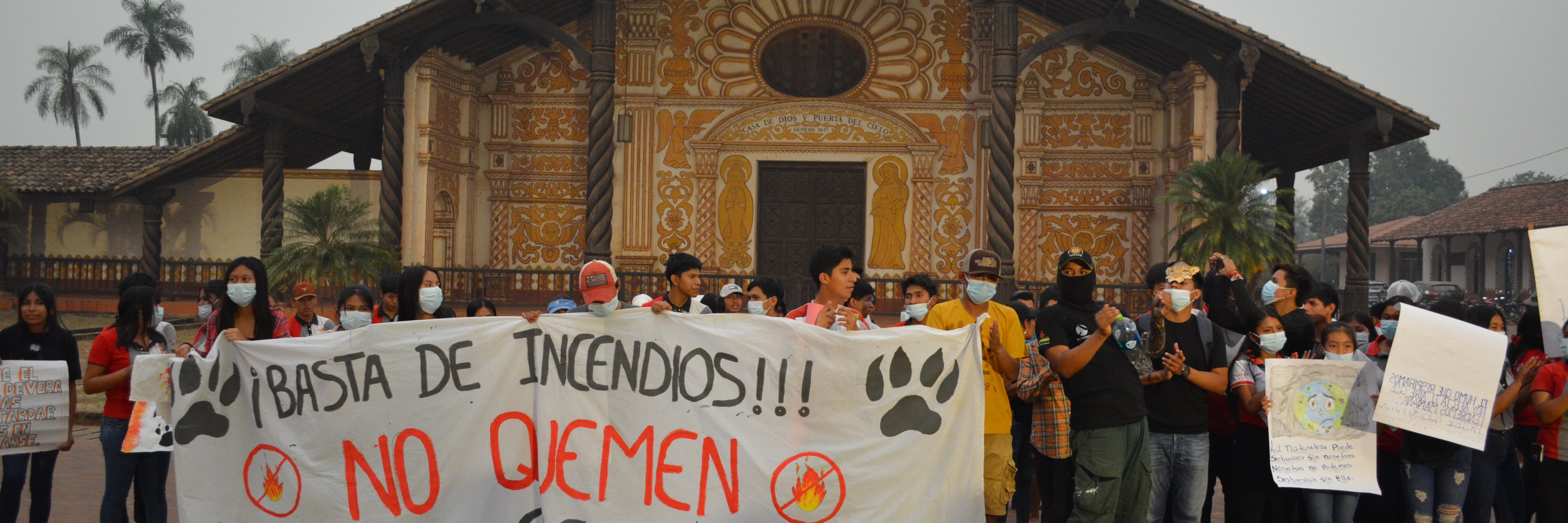 Children demonstrating for DRR Children demonstrating for DRR