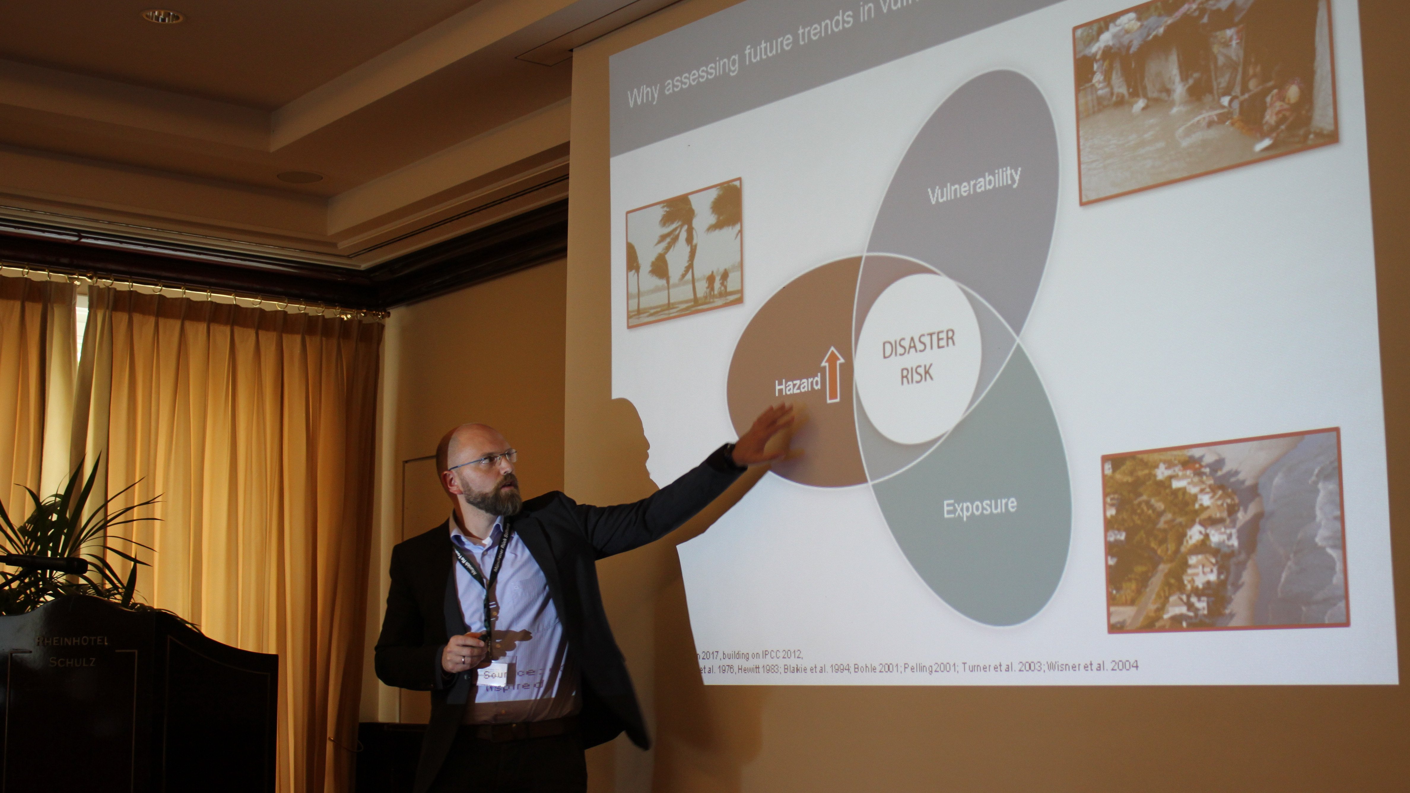 Matthias Garschagen, the Dean of the Academy, explained the connections between vulnerability, exposure and hazard.